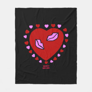 Kisses Medium Fleece Blanket Deken