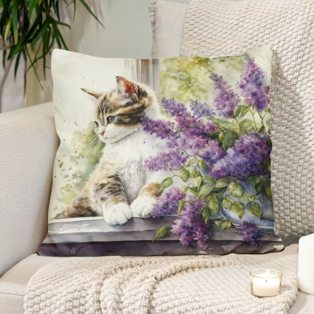 Kitten Cat Lavender Flowers Window Sunlight Kussen (Pillow with the watercolor painting of a cat and a vase of lavender flowers. )
