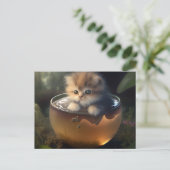 Kitten dans une tasse orange - Carte postale de ch (Debout devant)