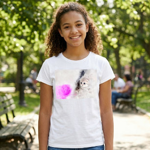 Kitten die speelt met een roze garen bal aquarel t-shirt