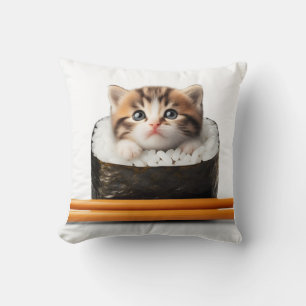 kitten in the sushi kussen