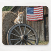 Kitten On an Old Wagon Wheel  Muismat (Voorkant)