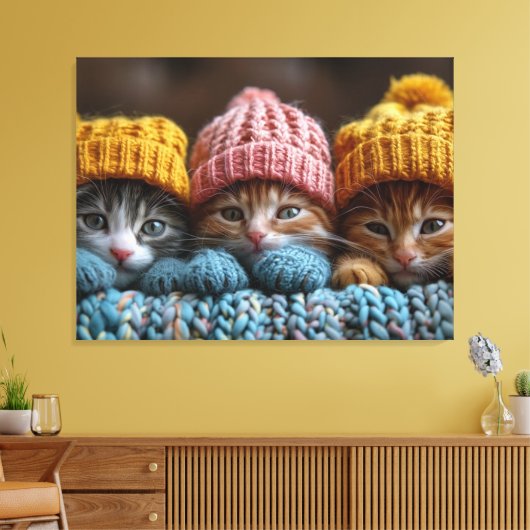 Kittens in wollige petten canvas afdruk (Insitu (Woonkamer))