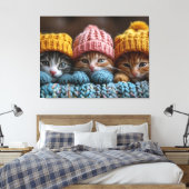 Kittens in wollige petten canvas afdruk (Insitu (Slaapkamer))