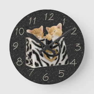 Kittens in Zebra Handtas Black Glitter Clock Ronde Klok