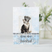 Kitty Vintage avec Invitation Blue Crown (Debout devant)