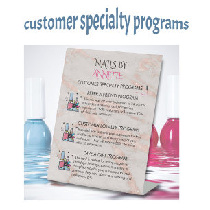 * Klantbeloningsprogramma's Nagelstudio Manicurist Reclamebord Met Voetstuk