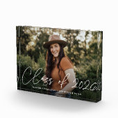 Klasse van 2022 Modern White Script Afstuderen Fotoblokken (Rechts)