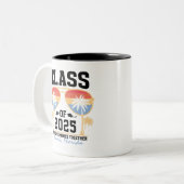 Klasse van 2025 Custom Afstuderen Trip Group Tweekleurige Koffiemok (Voorkant links)