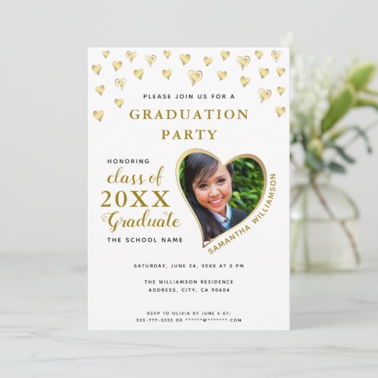 Klasse van 2025 Elegant Wit en Goud Afstuderen Kaart (Staand voorkant)