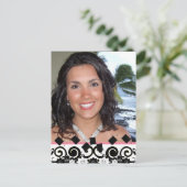 Klasse van Roze en Zwart Afstuderen Open Huis Uitnodiging Briefkaart (Staand voorkant)