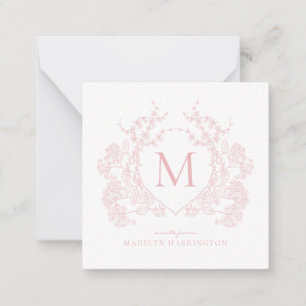 Klassiek Blush Roze Bloemen Crest Monogram Notitiekaartje