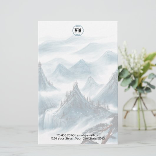 Klassiek briefpapier met blauwe berglandschap en w (Staand voorkant)