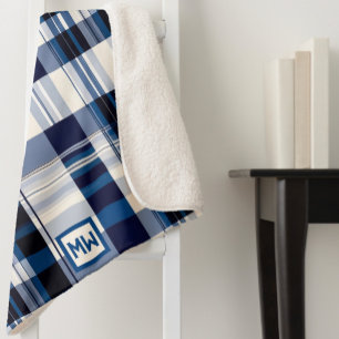Klassiek plaid, blauw en wit monogram sherpa deken