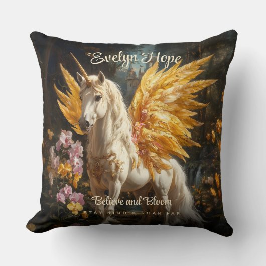 Klassiek schilderij Witte Pegasus met gouden vleug Kussen (Voorkant)