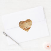 Klassiek witte honkbal met rode stiksels hart sticker (Envelop)
