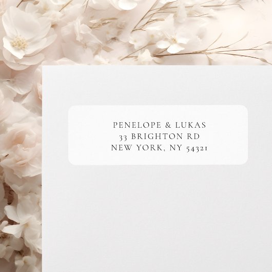 Klassiek zwart-wit etiket met retouradres