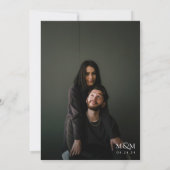 Klassiek zwart-wit Monogram & QR-code Bruiloft Kaart (Achterkant)