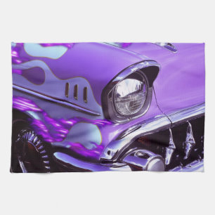 Klassieke auto: Chevrolet met brandende kap Theedoek