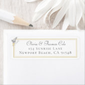 Klassieke Elegant Gold Lijst Lily Floral Wedding Etiket (Insitu)