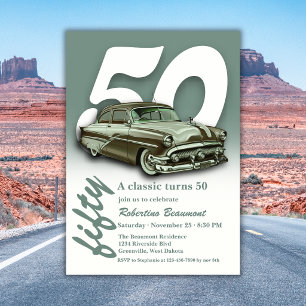 Klassieke groene auto wordt 50 jaar kaart