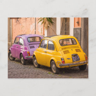 Klassieke italiaanse fiat 500 auto's in Rome Itali Briefkaart
