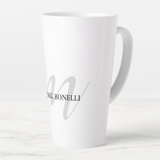 Klassieke kalligrafie monogram professioneel latte mok (Rechterhoek)