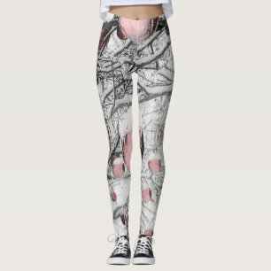 Klassieke Kerstversiering in Besneeuwde Bomen Leggings