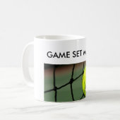 Klassieke koffiebroodjes voor tennisliefhebbers koffiemok (Voorkant links)