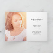 Klassieke monogram Alfabet Simple Photo Afstuderen Aankondiging (Binnen)