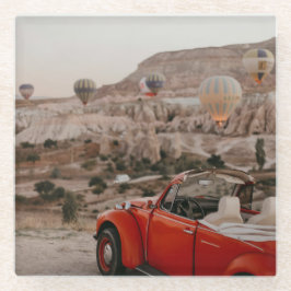 Klassieke  rode auto die warme luchtballonnen kijk glazen onderzetter
