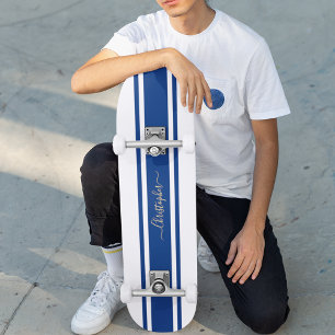 Klassieke White Blue Racing Stripes Gold Monograme Skateboard