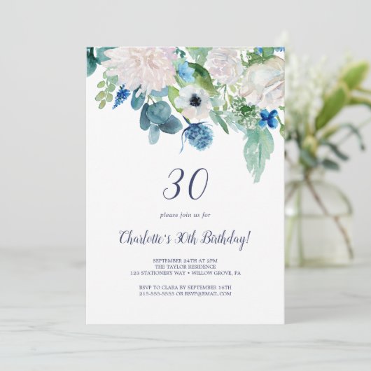 Klassieke witte bloemen 30e verjaardag kaart (Staand voorkant)