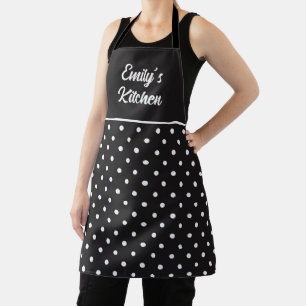Klassieke zwart-wit keuken met polkadots schort