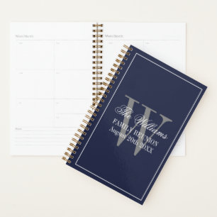Klein aangepast monogram gezinshereniging planner