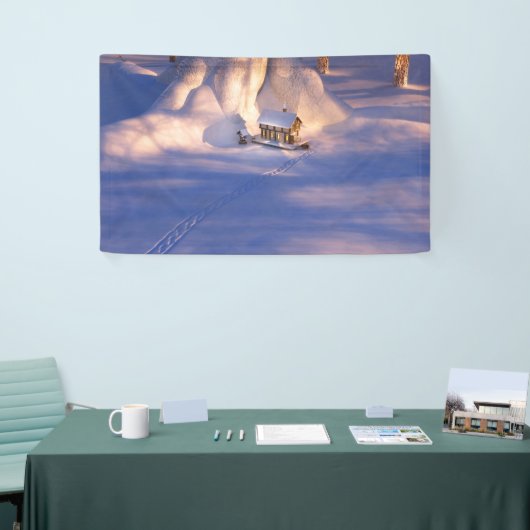 Klein huis in sneeuwbanner spandoek (Beurs)