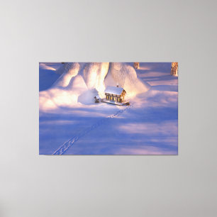 Klein huis in Sneeuwcanvas Canvas Afdruk