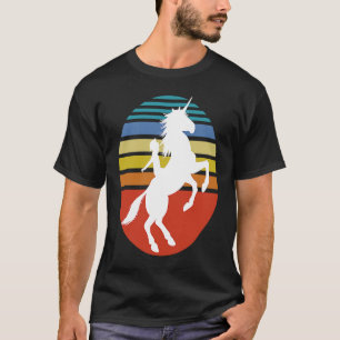 Klein meisje met haar eenhoorn verbeelding 1 t-shirt
