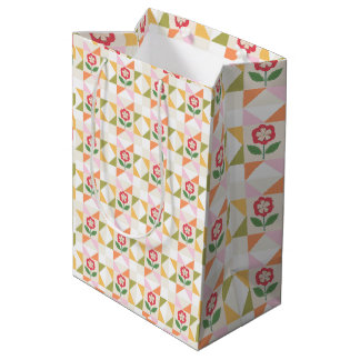 Klein rood bloem quiltblok medium cadeauzakje