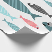 Klein schattig vis kleurrijk ontwerp cadeaupapier (Hoek)