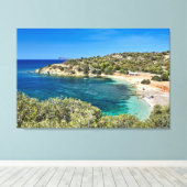 Klein strand in Sardinië met turquoise water Canvas Afdruk (Insitu (Houten vloer))