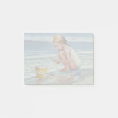 Klein strandjuttermeisje met gele emmer post-it® notes (Voorkant)