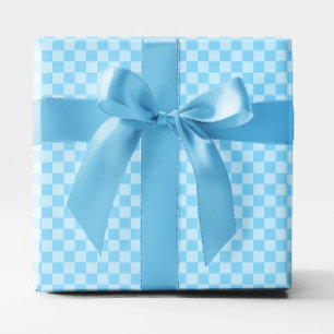 Kleine babyblauwe geruite cadeaupapier