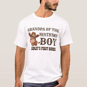 Kleine cowboy eerste rodeo gepersonaliseerde naam t-shirt