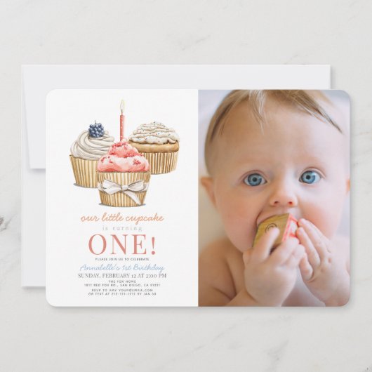 Kleine Cupcake Meisje 1e Verjaardag Foto Kaart (Voorkant)
