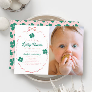 Kleine Lucky Charm Roze Strik Eerste Verjaardag Fo Kaart