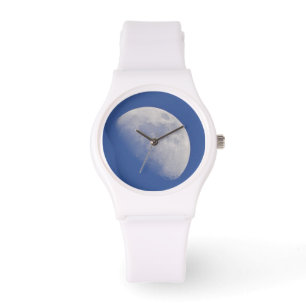 Kleine maan in de blauwe hemel horloge
