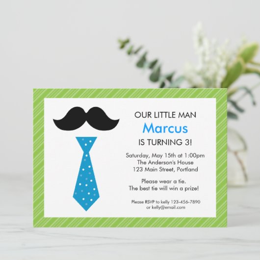 Kleine Man Verjaardagsuitnodiging - Groen Kaart (Staand voorkant)