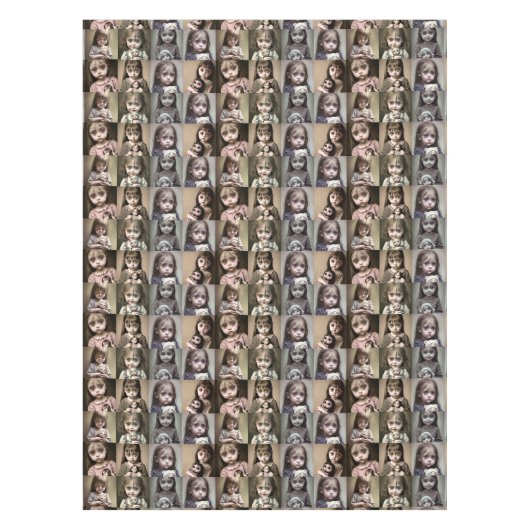 Kleine Meisjes met Creepy Antiek Doll Halloween Tafelkleed (Voorkant)