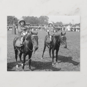 Kleine meisjes op Horseback, begin jaren 1900 Briefkaart